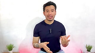 Boxeador profesional casado y dotado de 21cm penetra a su amigo el vecino porque su esposa lo abandono&excl; Relato sexual