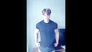 Twunk with shredded physique in cockring (Andrewad)