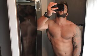 Jerk in the mirror