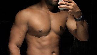 166 Black Hunk Reegswood  onlyfans leaked