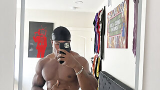 24 SEXY HUGE COCK BLACK TIKTOKER Siah Artis PRETTYSKINBOI ONLYFANS LEAKED