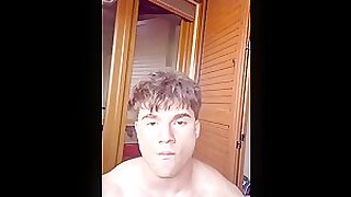 Young Muscle Bro, Igaroto