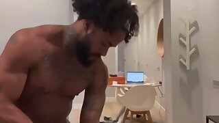 A muscle blatino jerking off