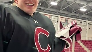 Having some fun with the hockey team asking them some questions. Tiktok @colgatemih