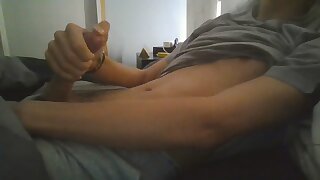Vid of me jerking for my pervy daddies feel free to request and comment what you want me to do i have very large limits