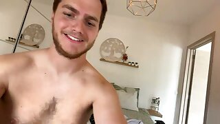White guy not shy to flash his ass hole doggy but didn't wipe his ass properly