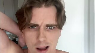 Baited burp bro sent me these Snapchat videos recently and it turns me on to expose dudes so you guys get lucky. Enjoy his hot hairy pits, stinky egg burps and big white meat.